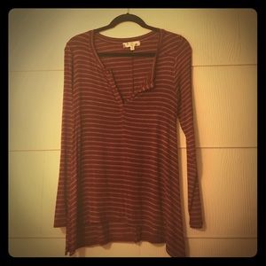 Hippie Rose burgundy flowy Henley