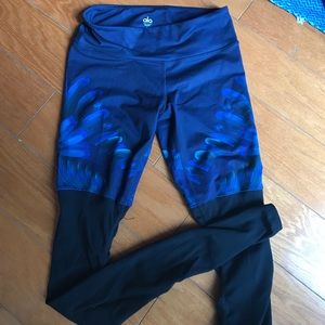 Alo Yoga Lotus Leggings