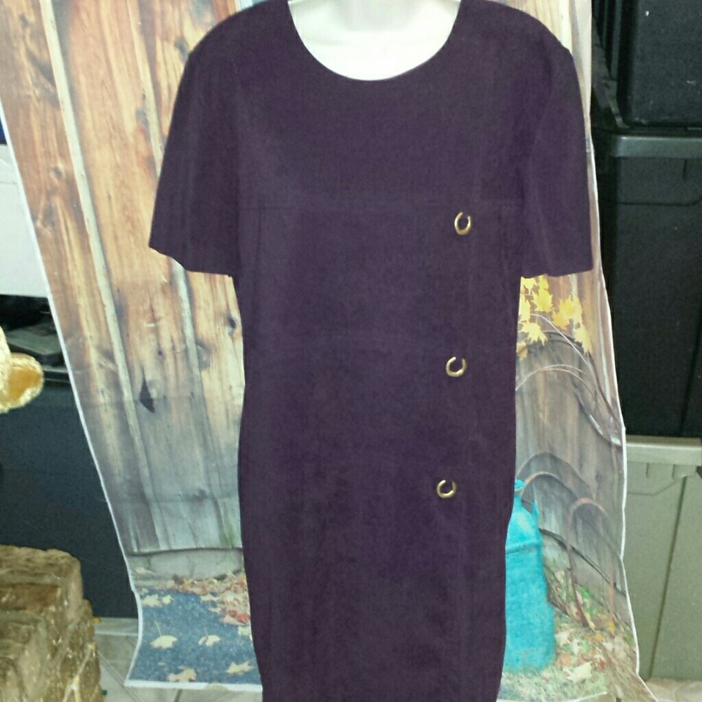 Ladies dark purple dress size 14.