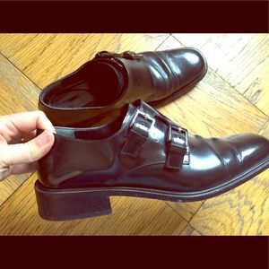 Black Gucci Loafer/Oxfords with Buckles