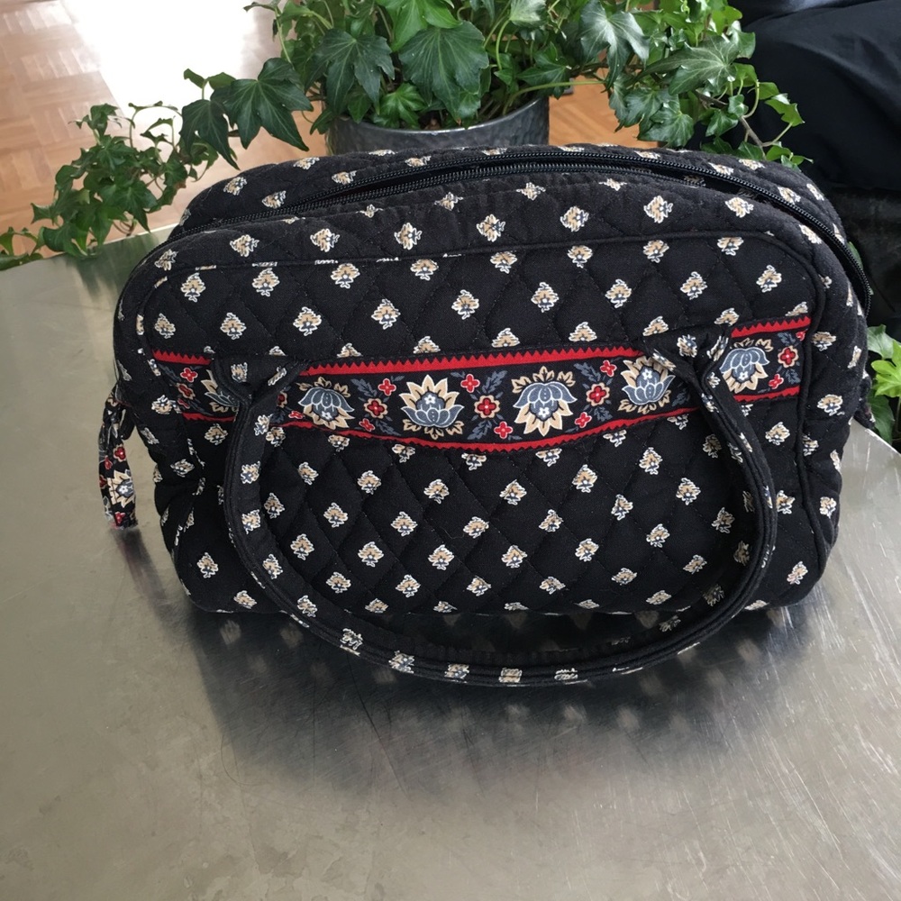 VERA BRADLEY CLASSIC BLACK 2005 BAG