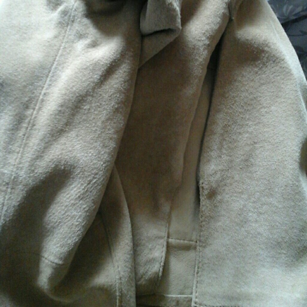 Jacket - Picture 2 of 4
