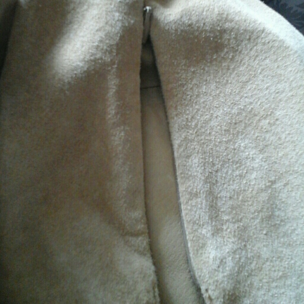 Jacket - Picture 3 of 4