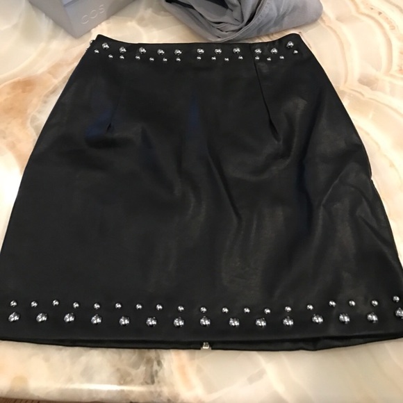 LF/One Way studded skirt - Picture 3 of 5