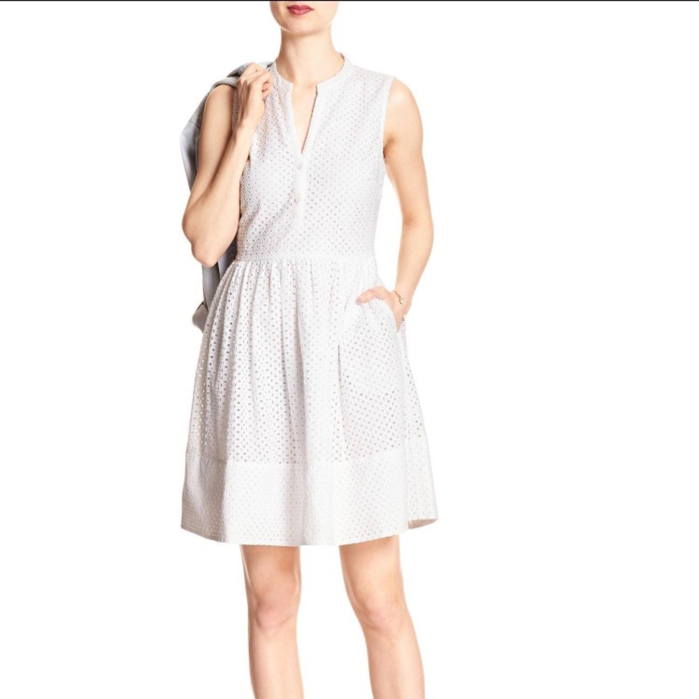NWT Banana Republic white eyelet dress