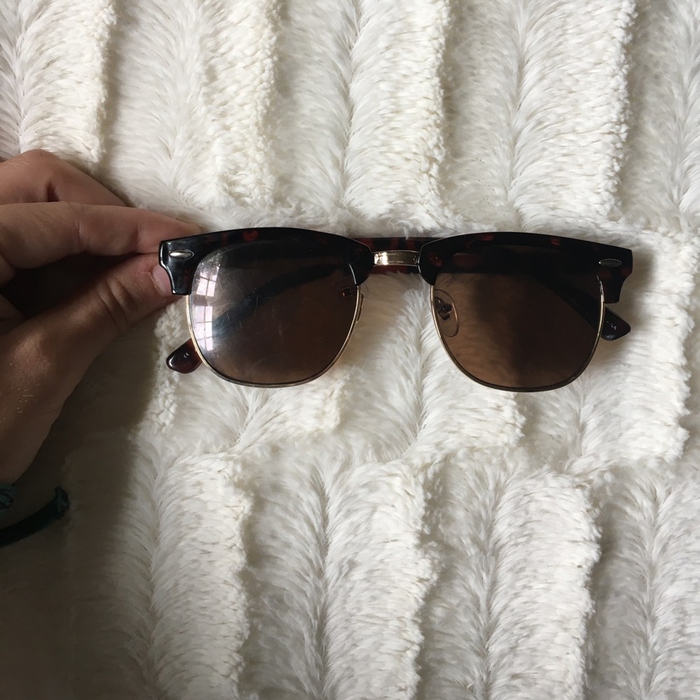 Lucky Brand sunglasses