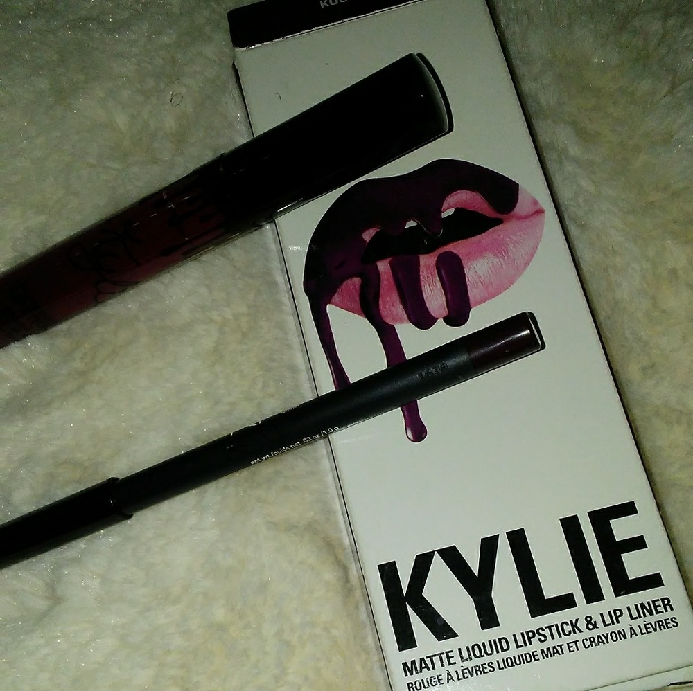 KYLIE LIPKIT- KOURT K