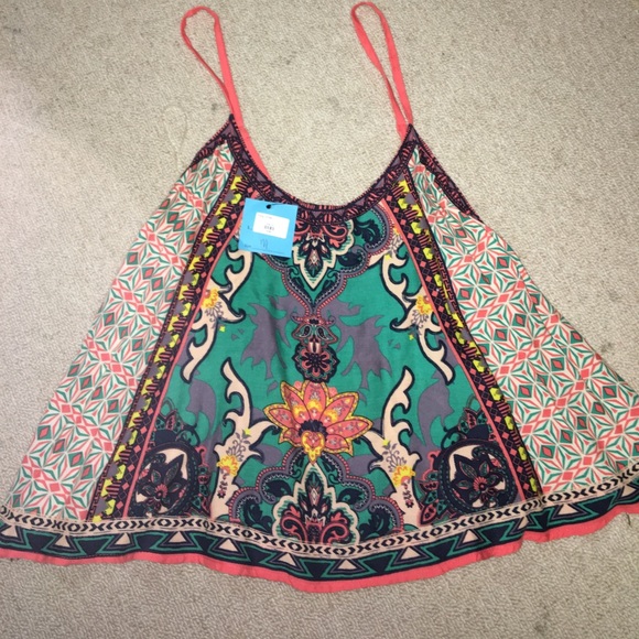 Top - Picture 1 of 3