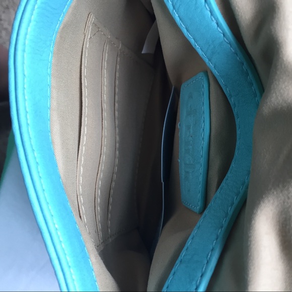 Wristlet - Picture 6 of 7