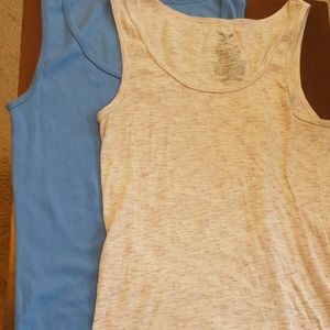 2 for 1 Faded Glory tank bundle!