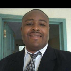 Meet your Posher, Dee