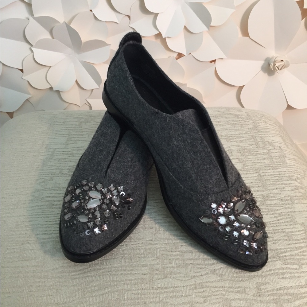 NWOT Vera Bradley Loafers.