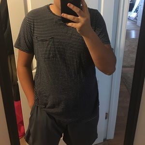 Forever 21 men's blue striped shirt