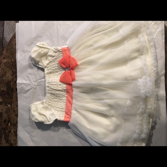 Baby's girl clothes and shoes - Picture 4 of 4