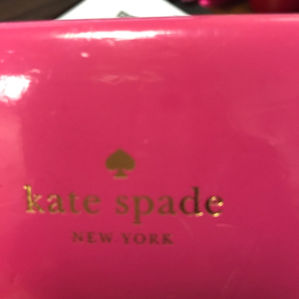 Meet your Posher, Liz