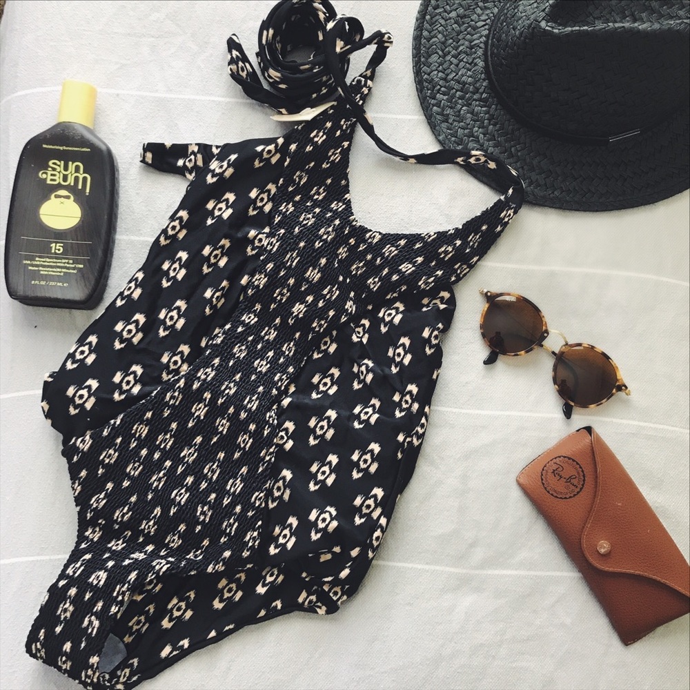 NWT TORI PRAVER OP//🌴🌊🤙🏼