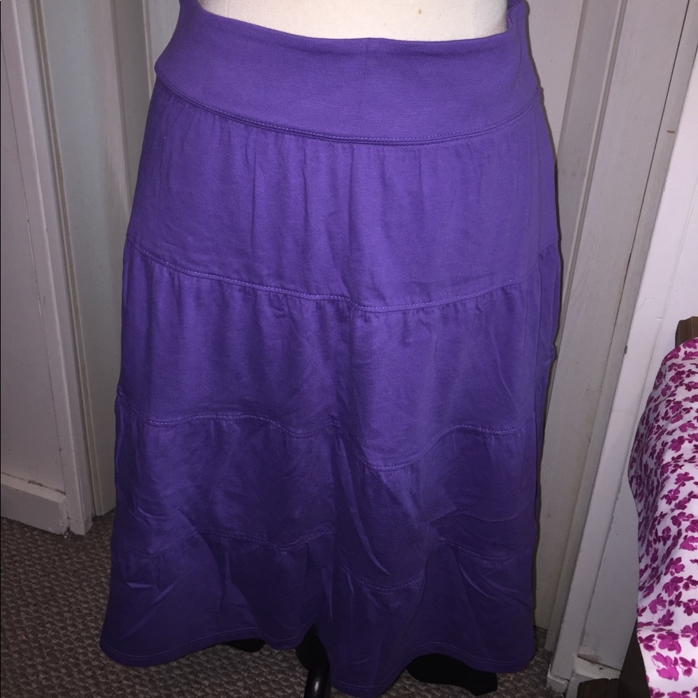 *NWOT* Super cute soft purple skirt