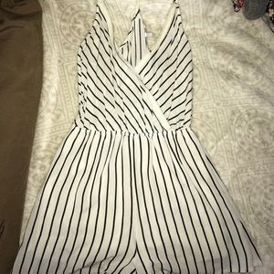 Striped b&w romper
