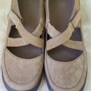 Easy Spirit Mary Jane sandals, size 9W