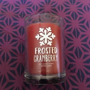 Frosted Cranberry Bath and Body Medium Candle