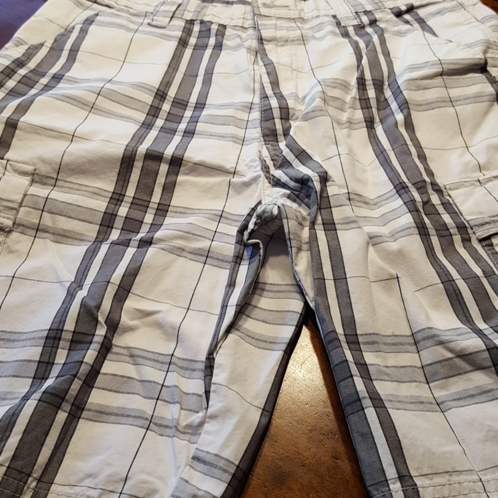 Men's flat front shorts. Plaid black, grey,  white