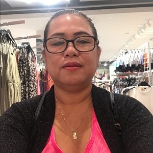 Meet your Posher, Myrna