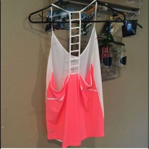 NWOT Lulu lemon top