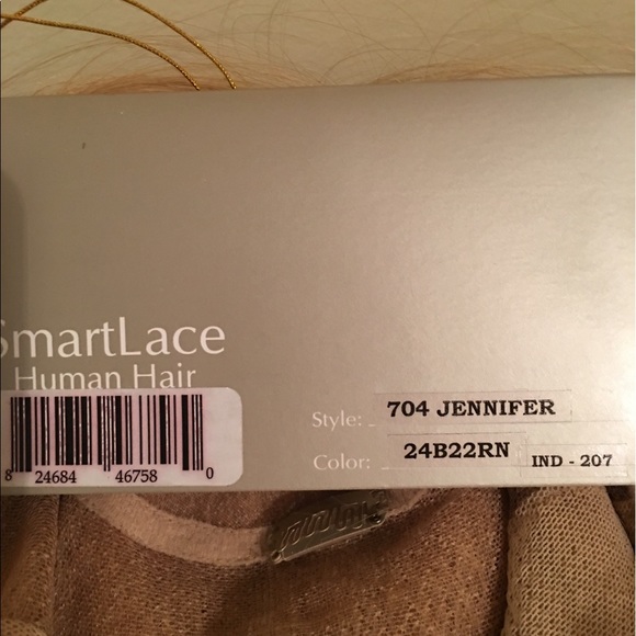 Wig - Picture 4 of 4