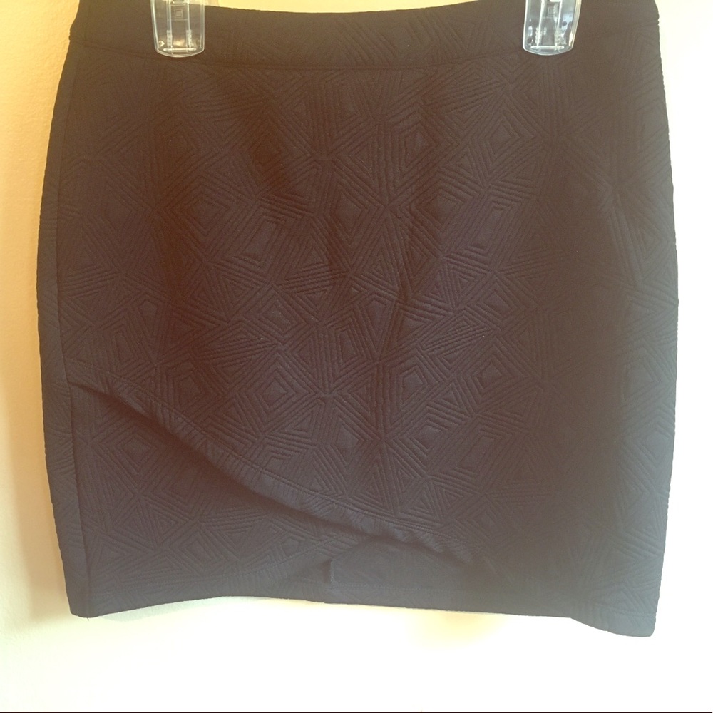 Black Mossimo skirt