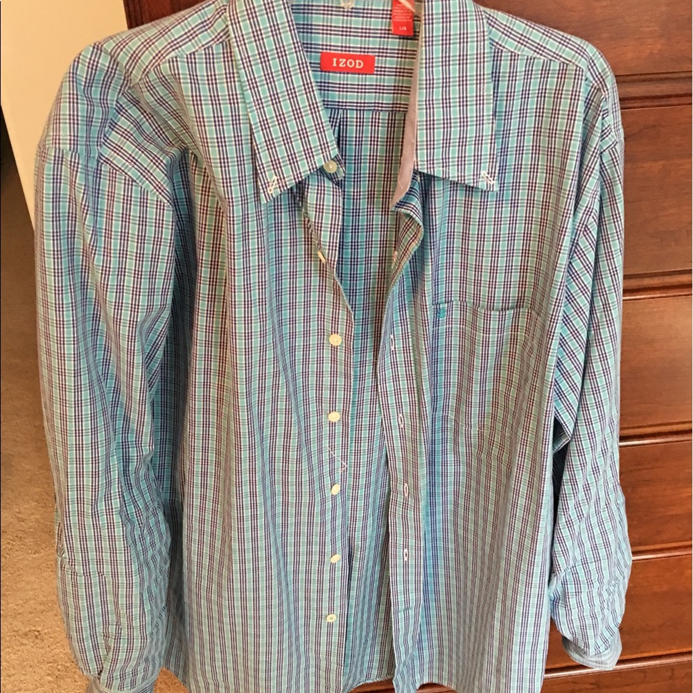 Paid button down