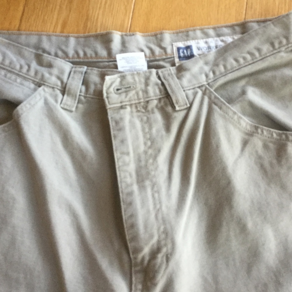Kaki color gap worker pant