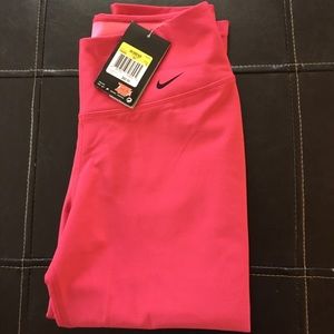 Nike Crop Leggings