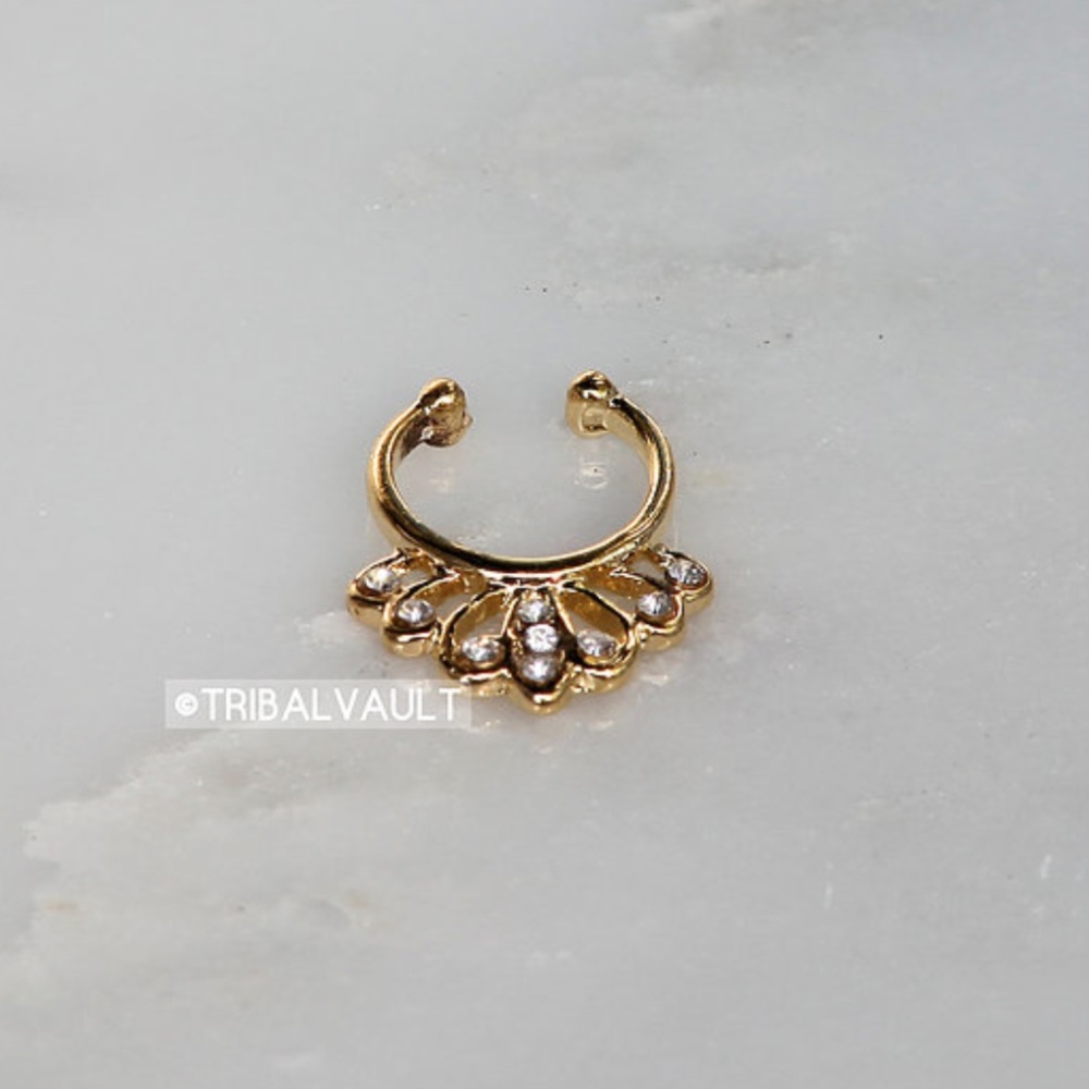 Gold Tone, w/ Diamond Studs, Faux Septum Clicker