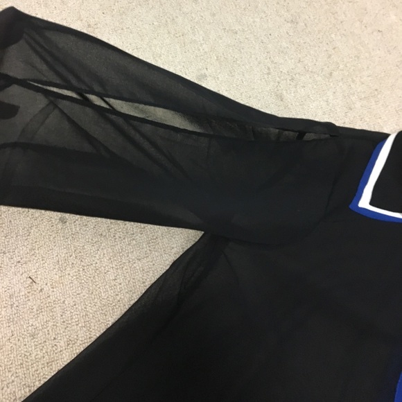 Top - Picture 2 of 3