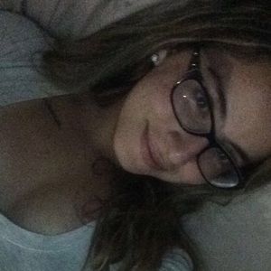 Meet your Posher, Rebeca