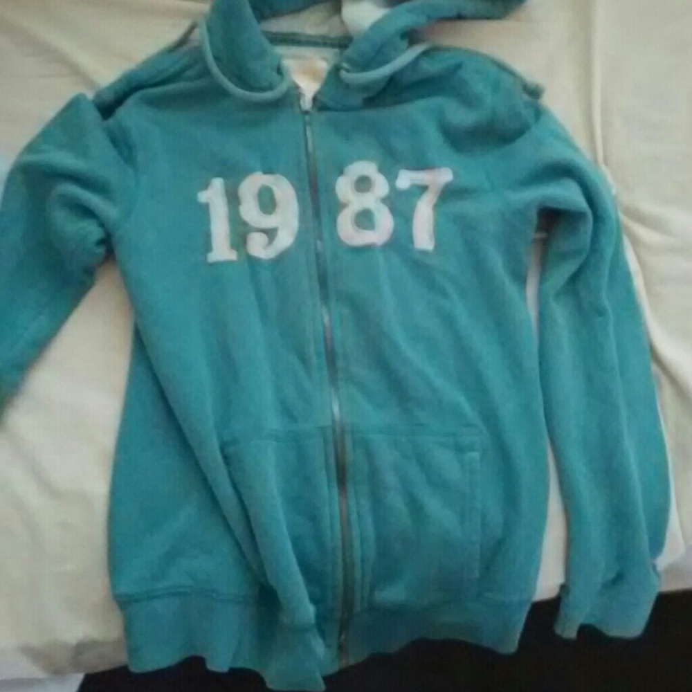 Aeropostale zip up