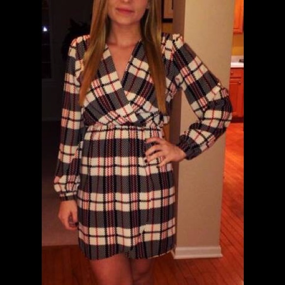 AKIRA DRESS ❤️ - Picture 1 of 4