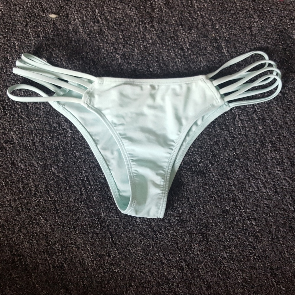 Forever 21 pale mint green cheeky bikini bottoms