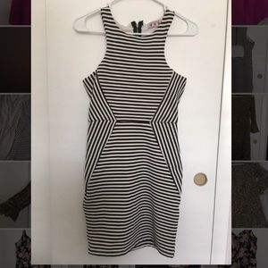 BOLD STRIPED DRESS