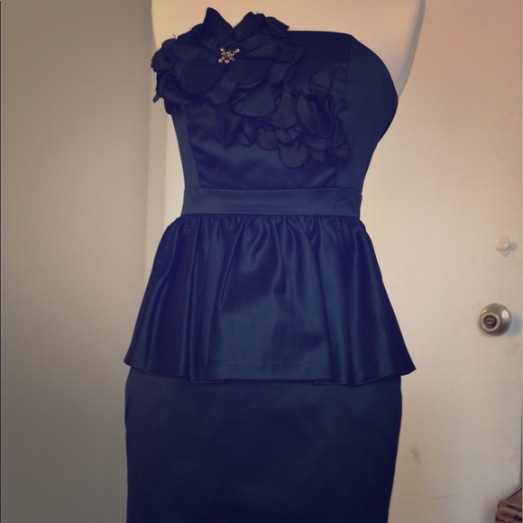 Lilly Pulitzer strapless black little dress - Picture 1 of 3
