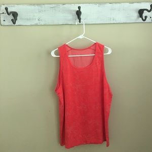 Lululemon tank••