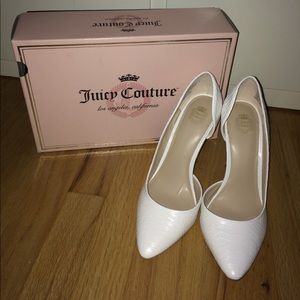 JUICY COUTURE WHITE HEELS