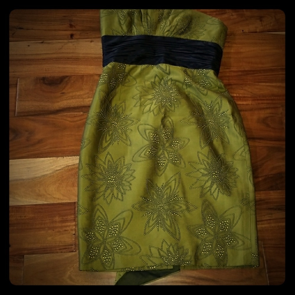 Kay Unger strapless cocktail dress size 6