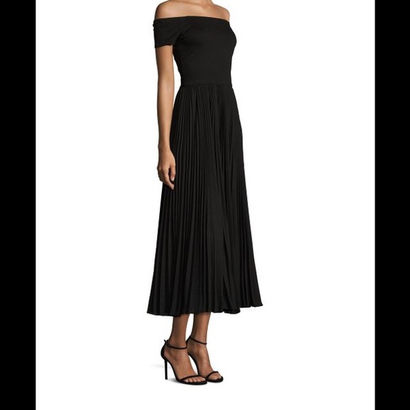 Alice + Olivia Off-the-Shoulder Pleated Skirt Gown - Picture 2 of 7
