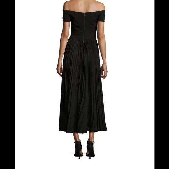 Alice + Olivia Off-the-Shoulder Pleated Skirt Gown - Picture 3 of 7