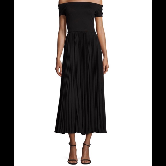 Alice + Olivia Off-the-Shoulder Pleated Skirt Gown - Picture 4 of 7