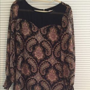Women's Tunic. Sheer neck