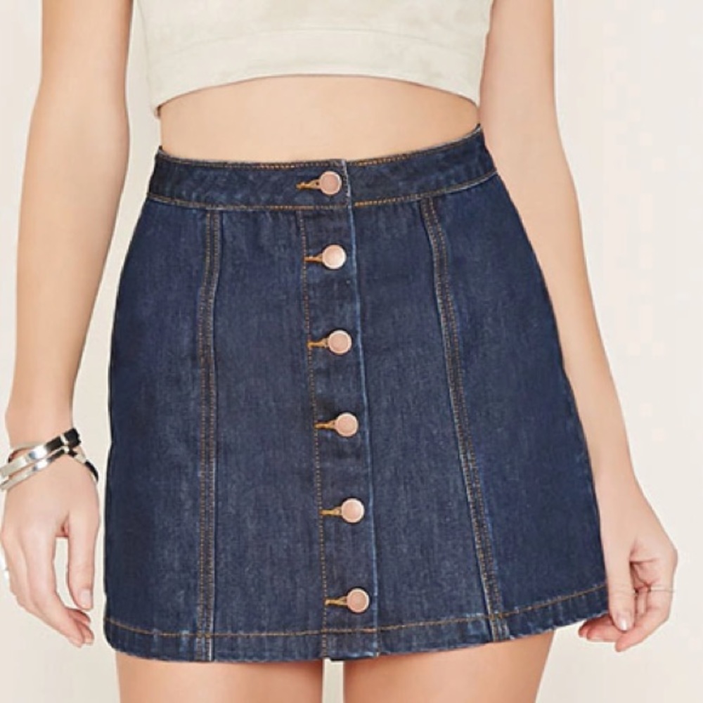 NWOT! F21 Denim Button Up Skirt