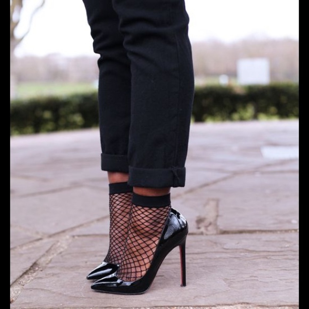 FISH NET SOCKS~ - Picture 7 of 8