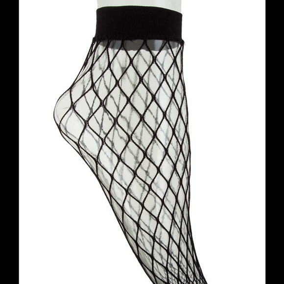 FISH NET SOCKS~ - Picture 2 of 8